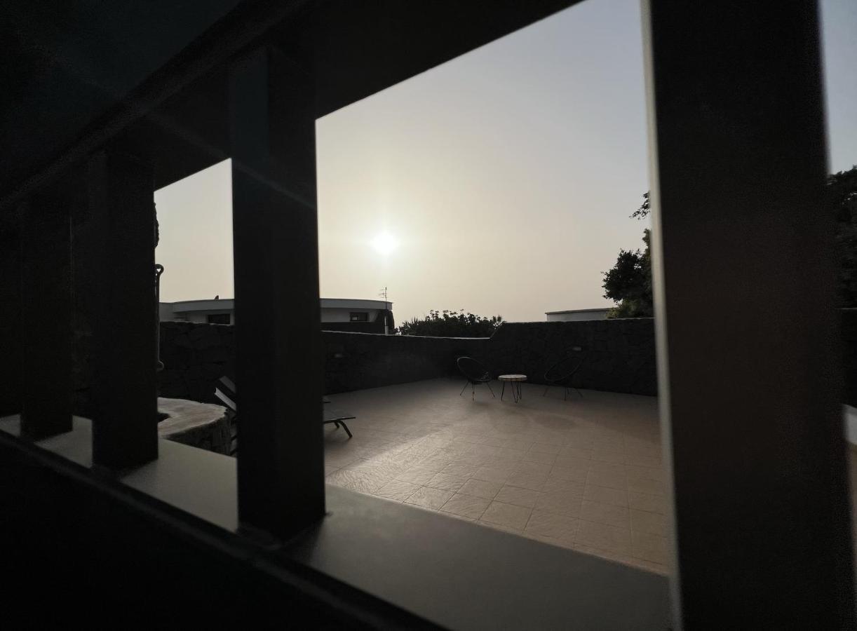 Bungalow Apartamento Sol Famara Exteriör bild
