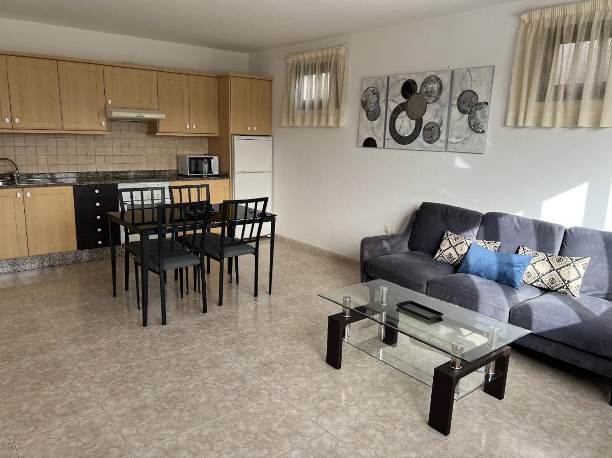 Bungalow Apartamento Sol Famara Exteriör bild